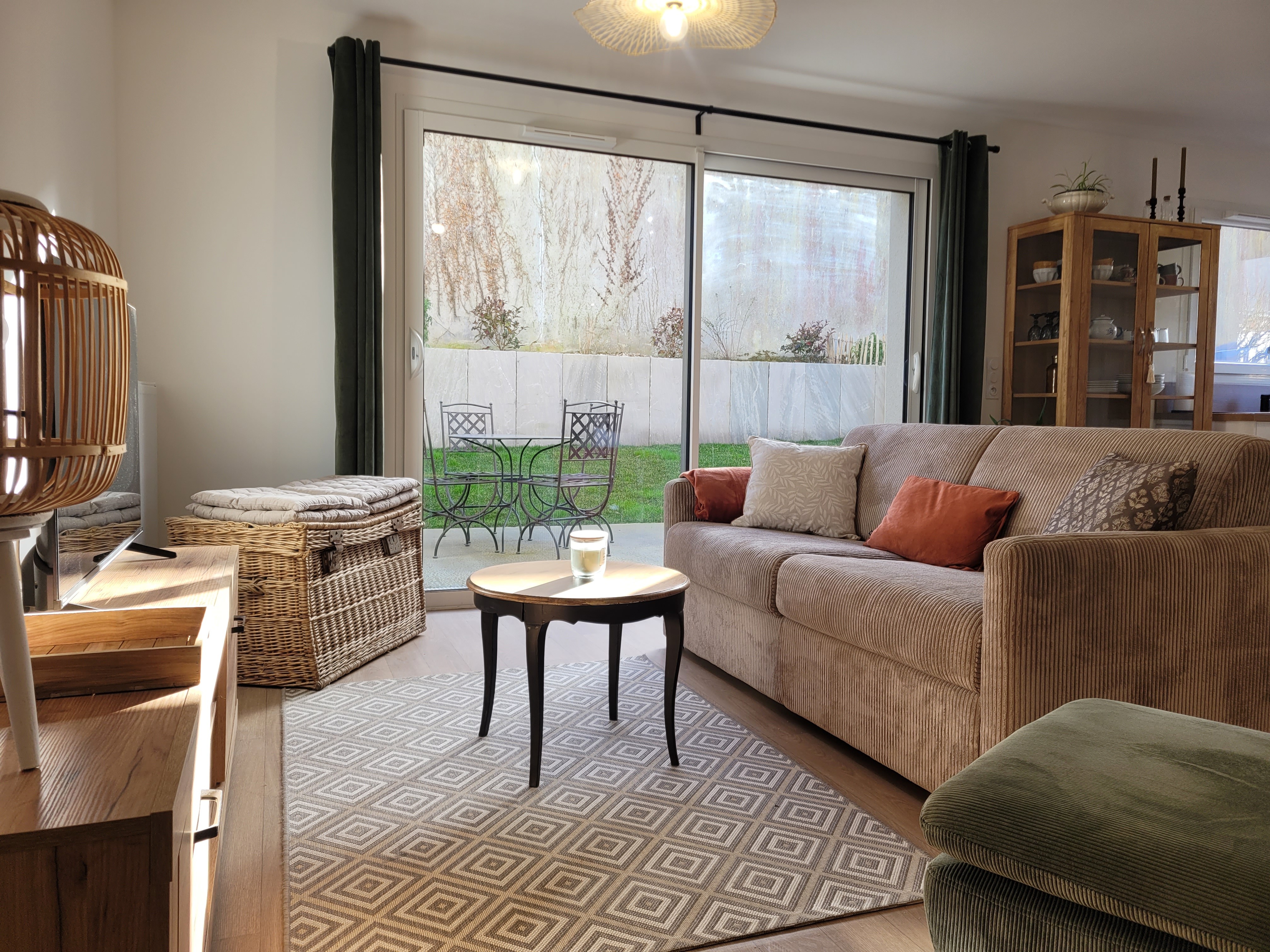 Lebreton Paimpol location, séjour cuisine pièce principale