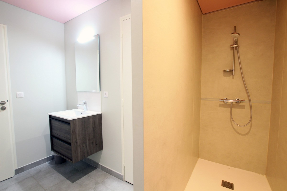 Salle d'eau rdc