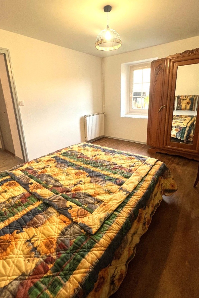 Chambre 2 personnes couchage 140 cm HAUTE VIENNE 87 Bersac sur Rivalier Gîte Chez Charles