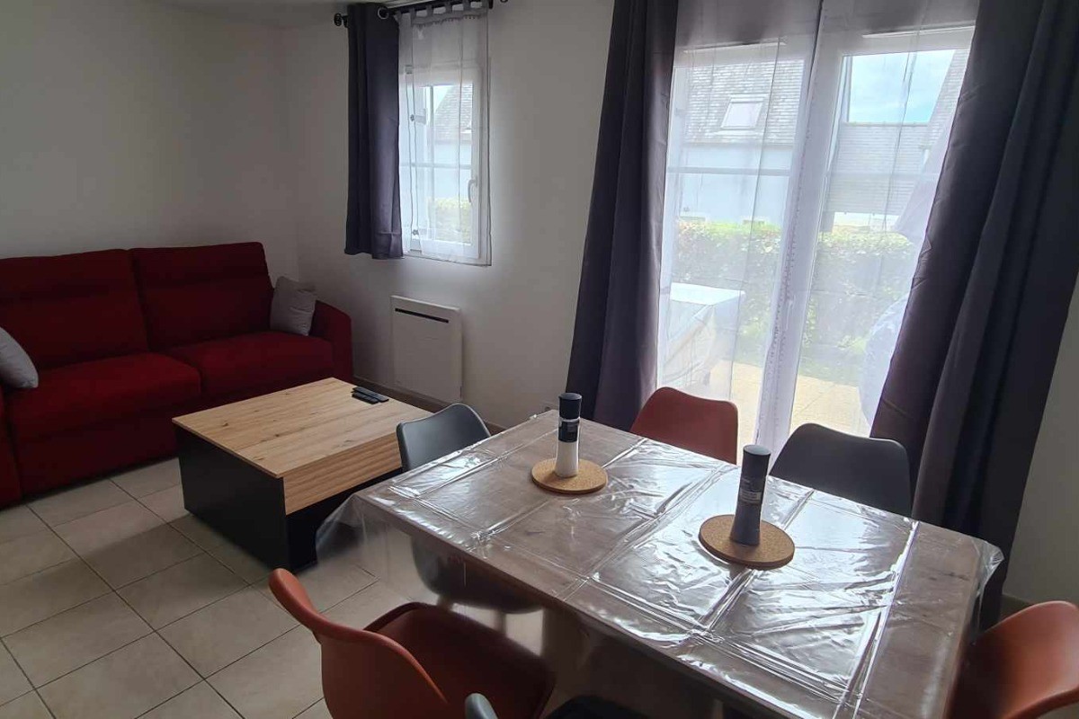 Salon avec TV avec accès internet WIFI