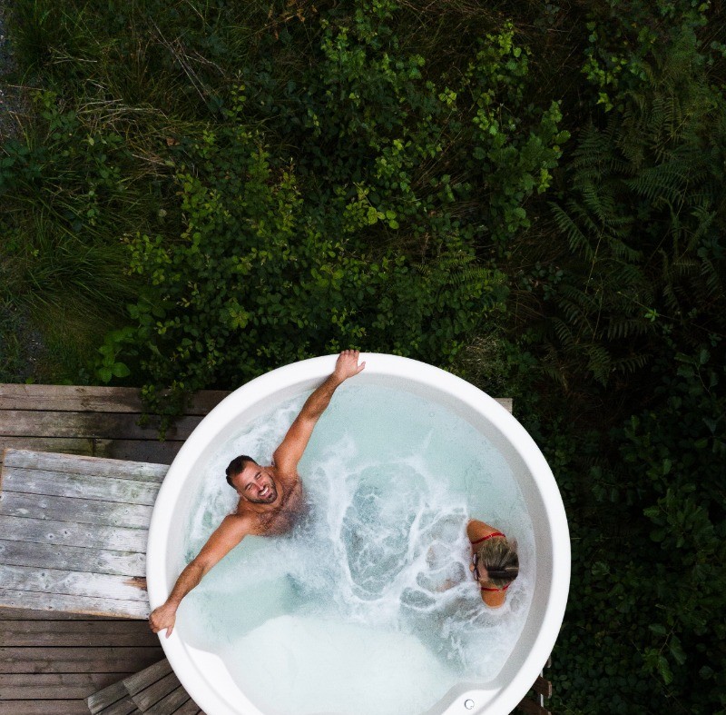 Détente dans le Spa écologique privatif - Sainte-Barbe dans Les Vosges