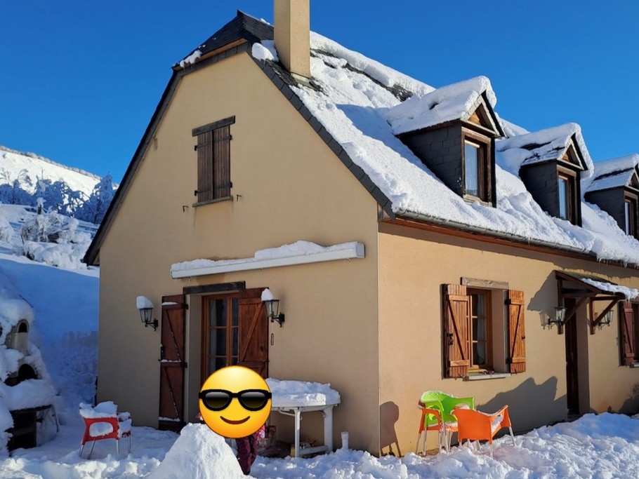 La maison sous la neige