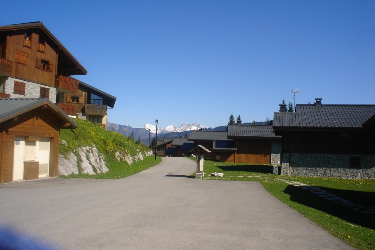 Les ALPAGES J1 : Location 6 personnes en rez de chaussée aux carroz d'araches