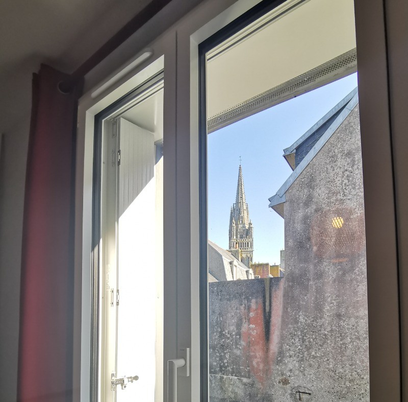 Vue de le clocher de l'église depuis la chambre