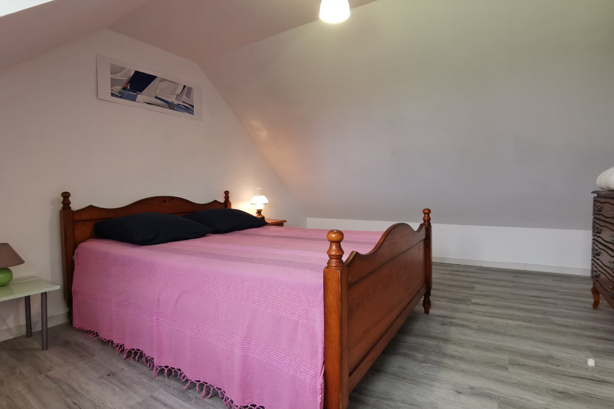 Etage: Chambre 3 avec Lit 140