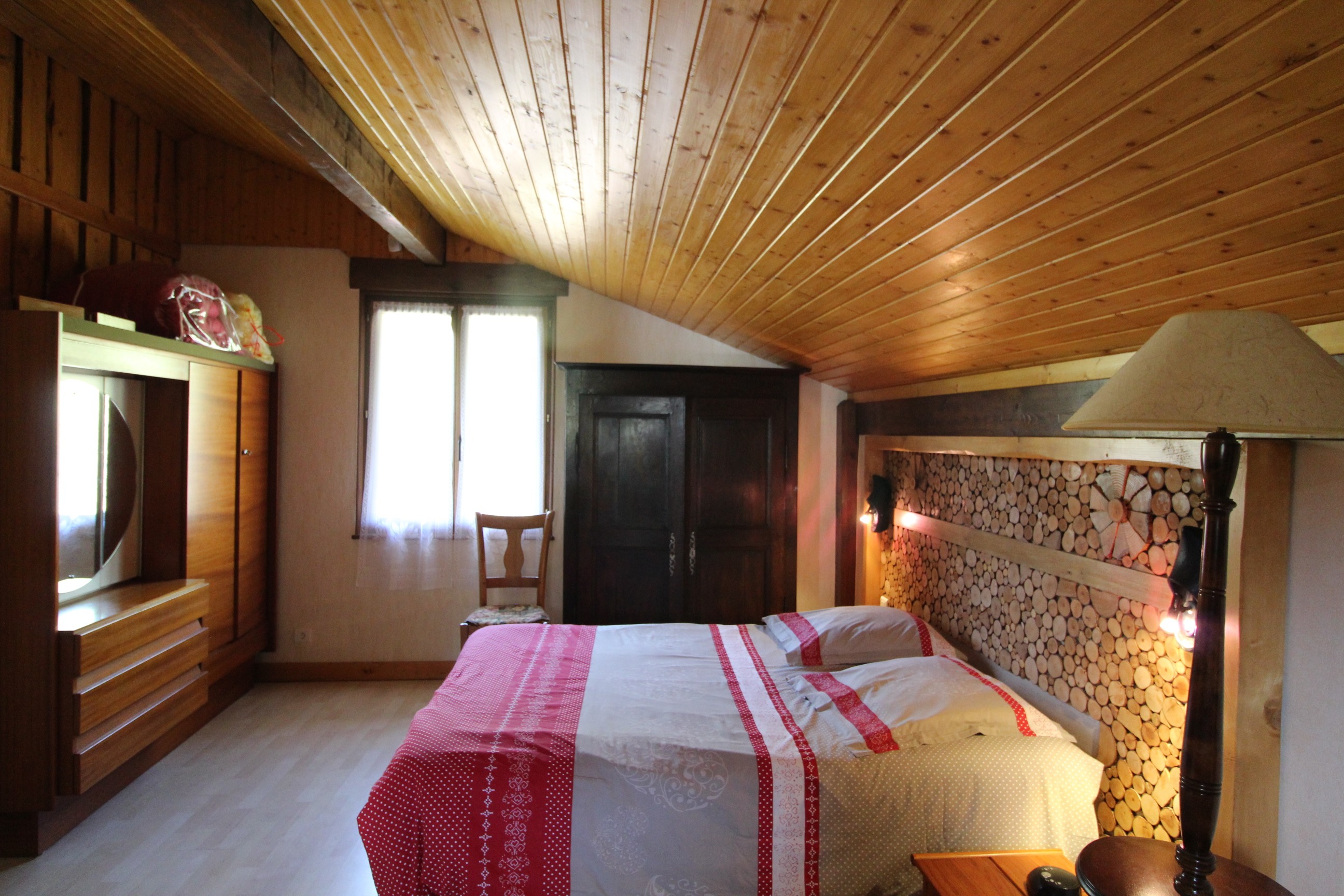 Chambre RDC - La 2 CV Verte