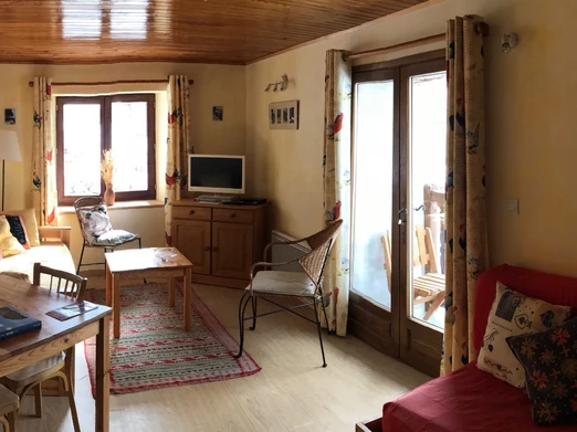 Salon avec 3 couchages