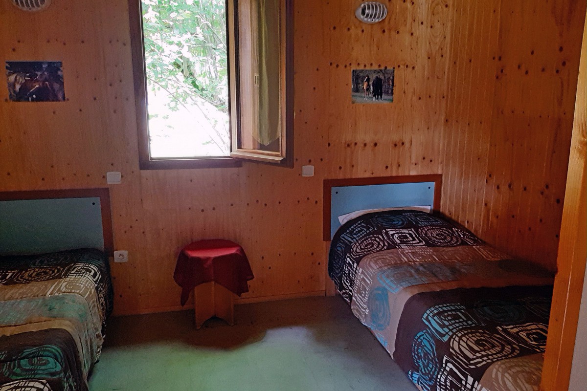 chambre 3 lits 1 pers dont 1 lit gigogne