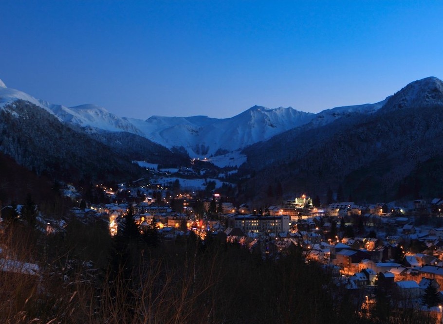 Vue Mont-Dore et Sancy enneigés