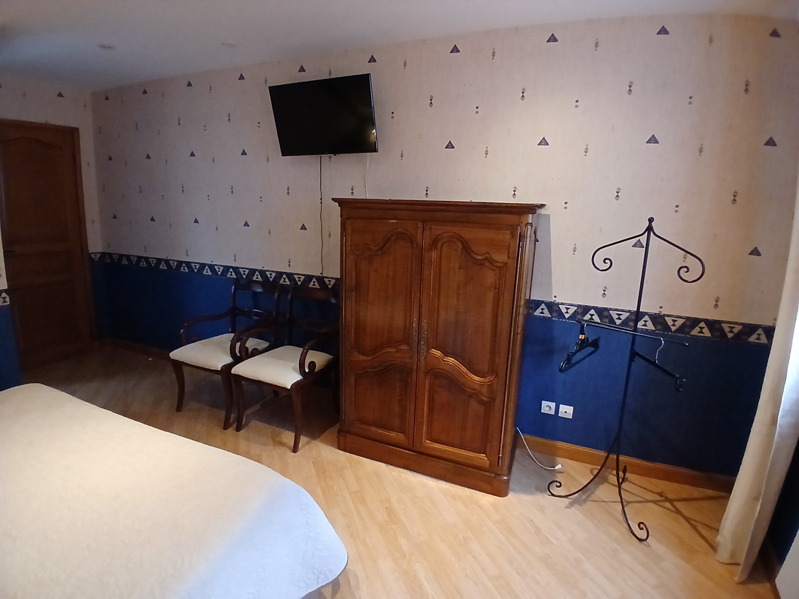 CHAMBRE BLEUE 2 PERSONNES