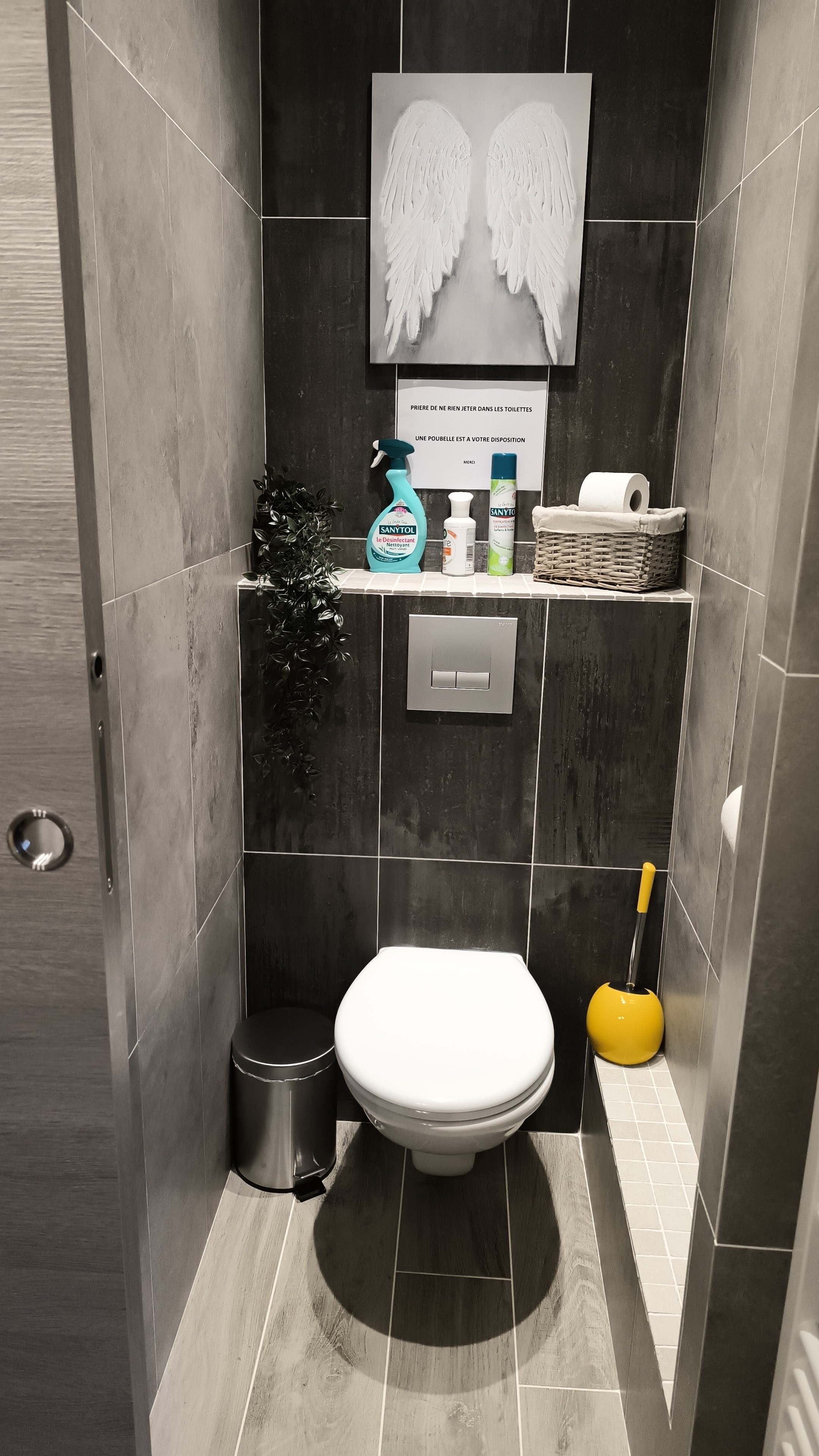 WC Uriel
