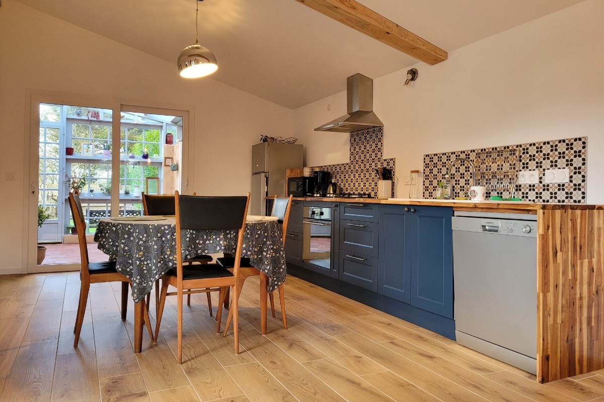 Jacob, Clévacances, location, Plouha, l'espace salle à manger cuisine de la pièce à vivre