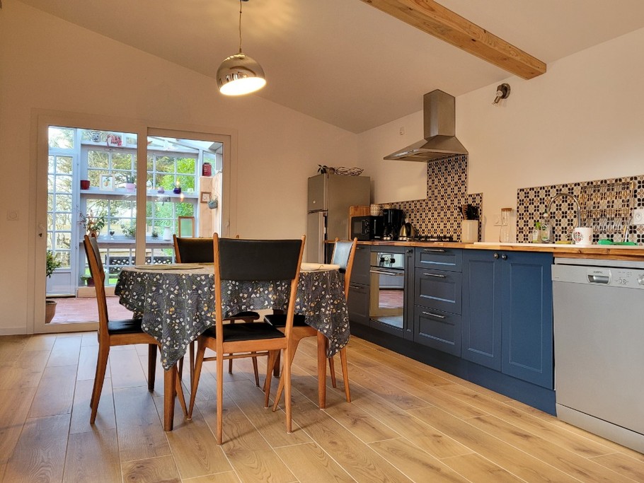Jacob, Clévacances, location, Plouha, l'espace salle à manger cuisine de la pièce à vivre