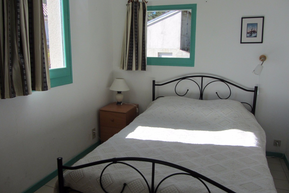 Chambre au rez-de-chaussé