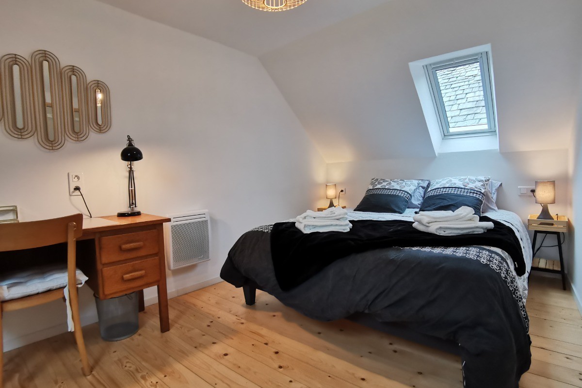 Etage :Chambre 1 avec lit 160