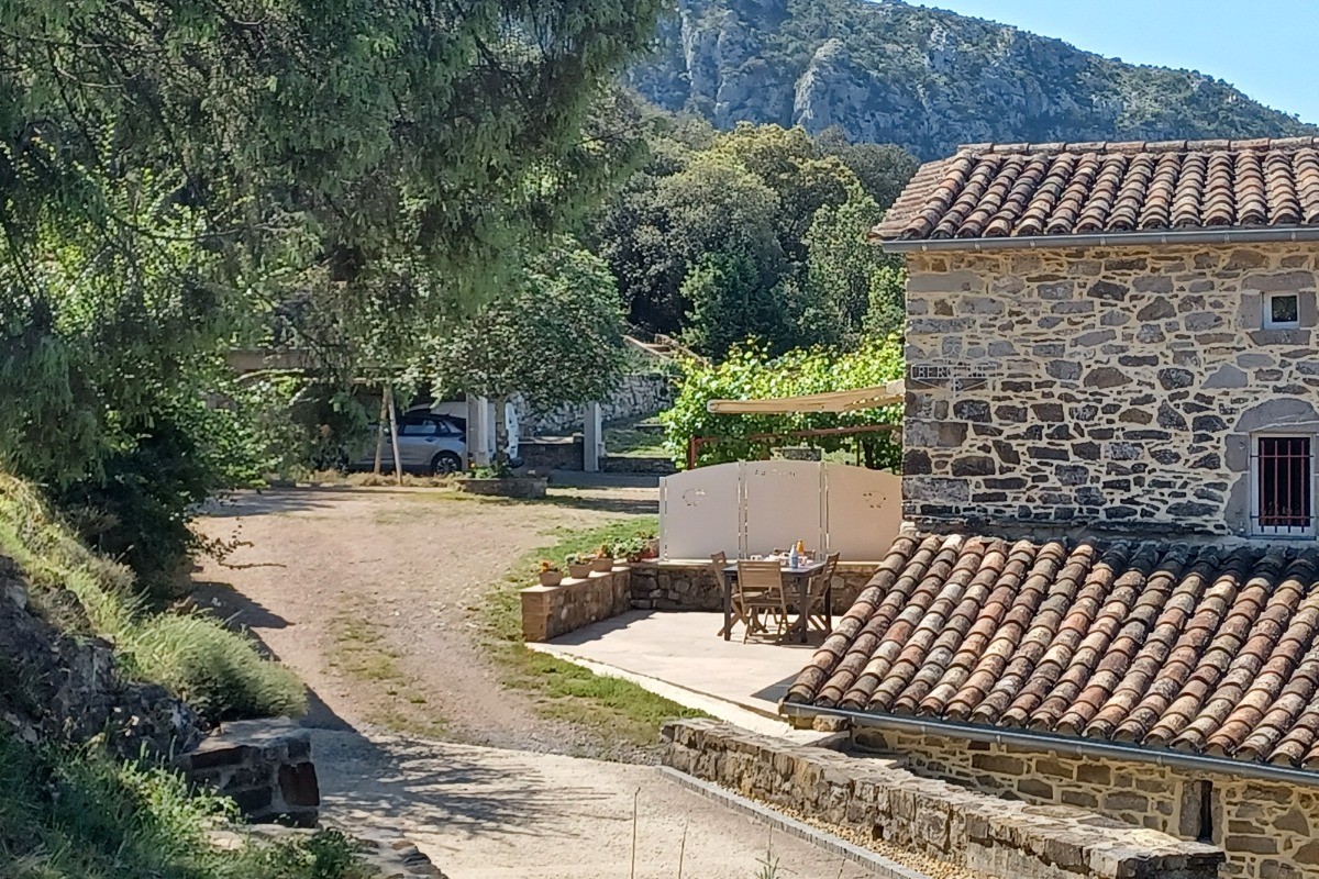 Cour Garage