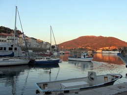 Lever de soleil sur le port