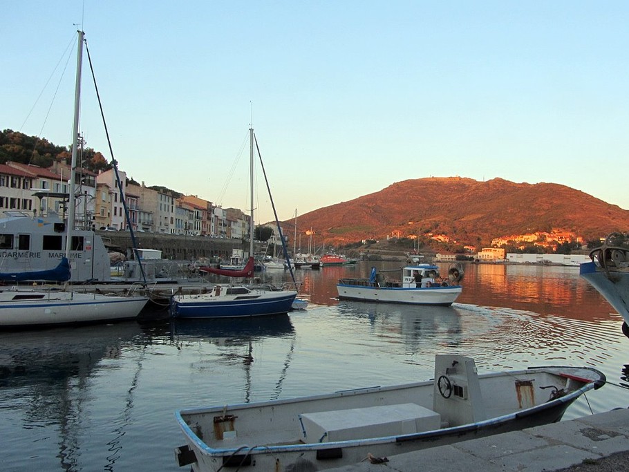 Lever de soleil sur le port