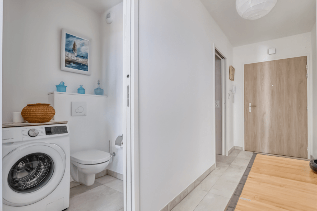 WC indépendants avec lave-linge
