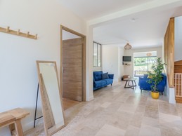 Entrée au rez-de-chaussée