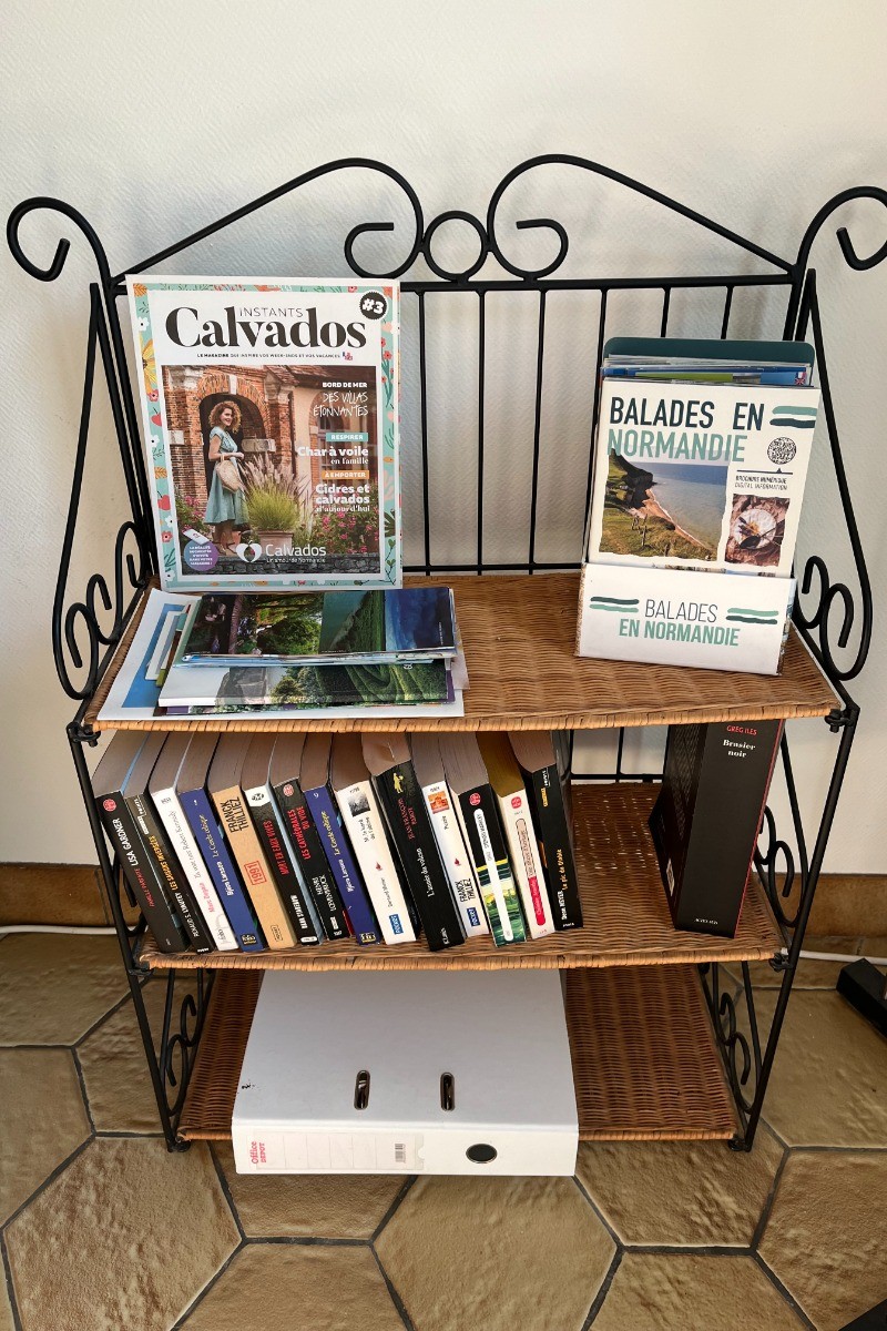 Livres et brochures touristiques gîte chez fernand Amfreville