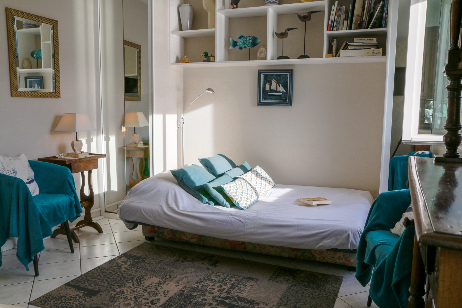 Clic clac in living room bed 140x190