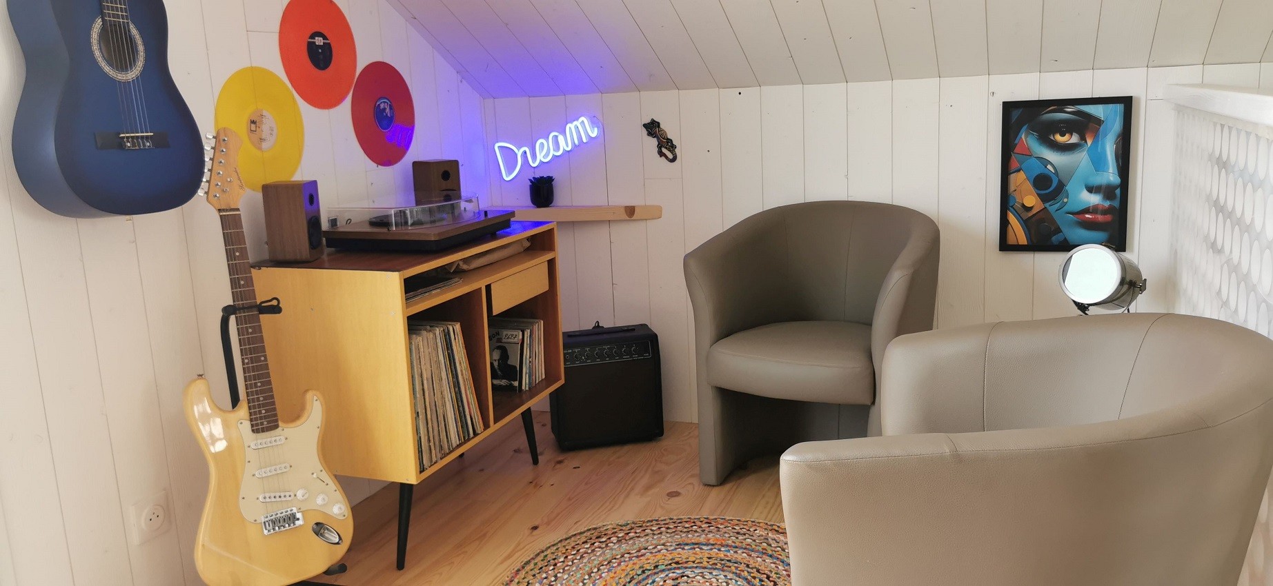 lounge area in the bedroom