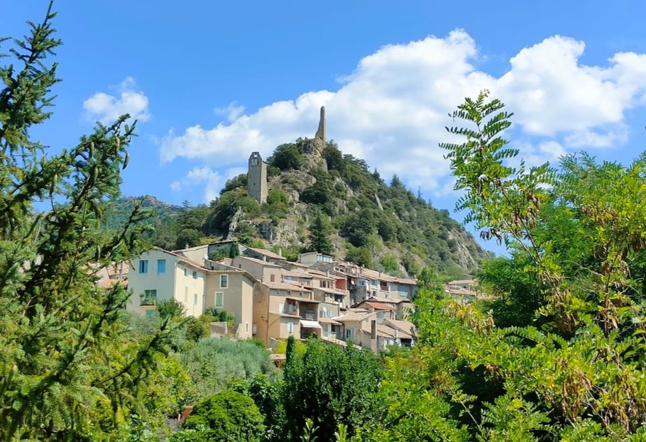 The towers of Volonne