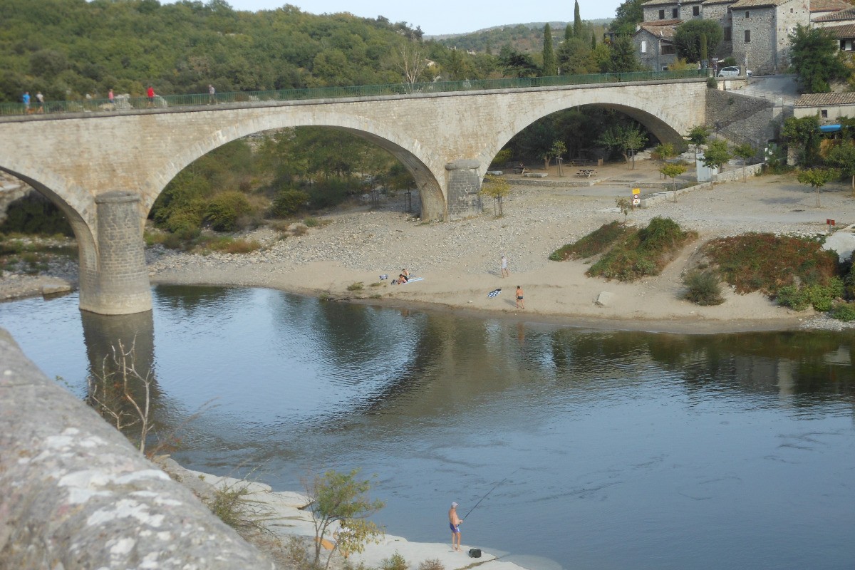 Plage de Balazuc à 50m de la Sablière