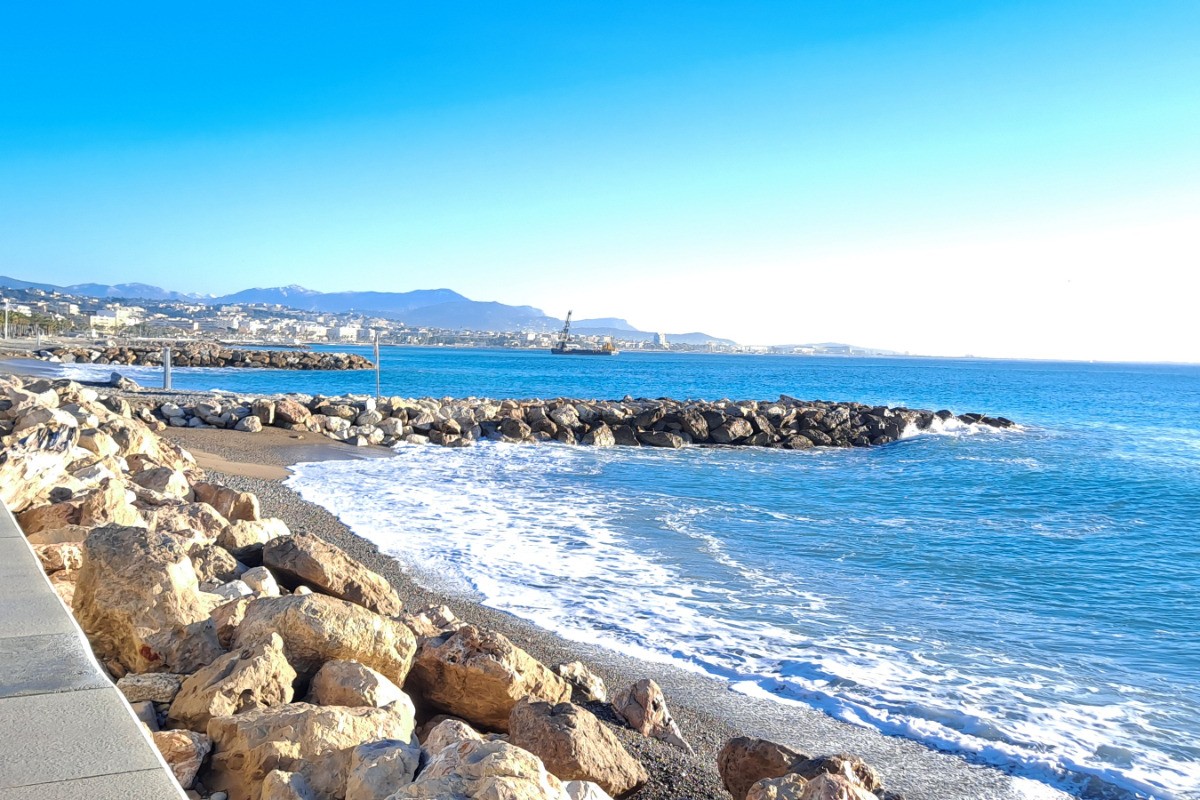 LA MER A 30MN EN VOITURE/ CAGNES SUR MER.CANNES.ANTIBES.NICE...