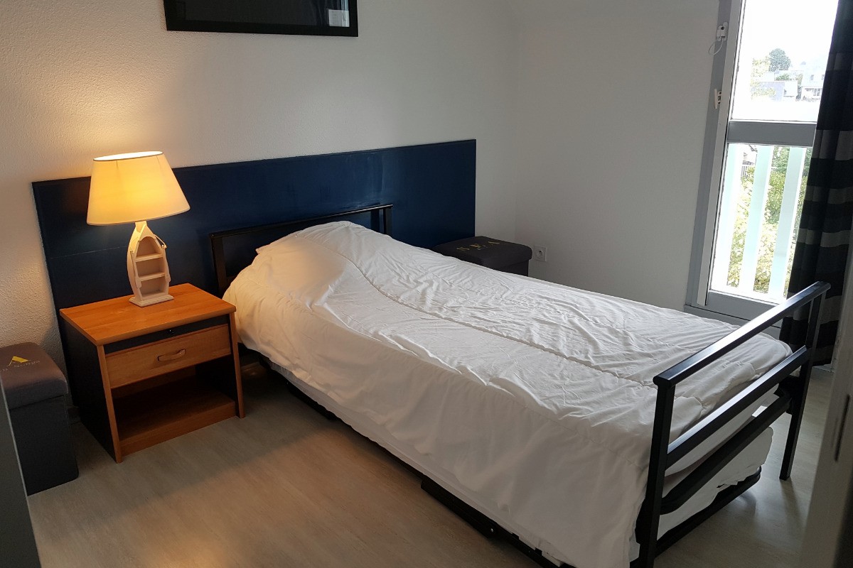 La chambre côté jardin avec 2 lits gigogne