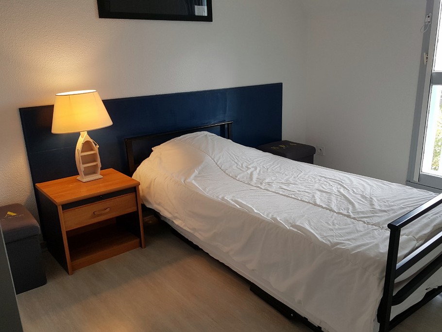 La chambre côté jardin avec 2 lits gigogne