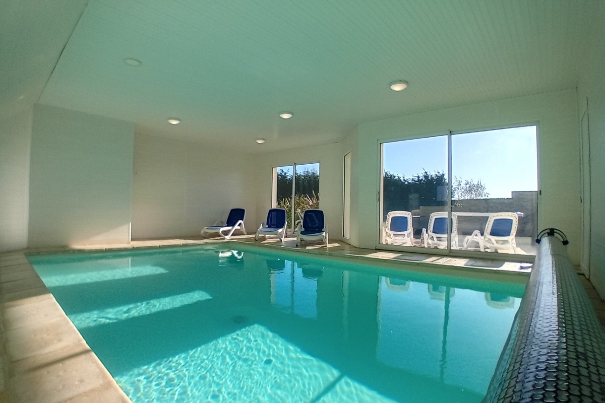 Piscine intérieure