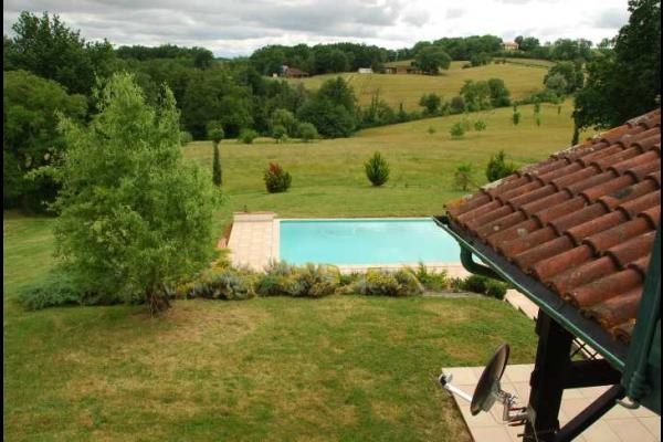 Chambre du Photographe - vue sur la piscine