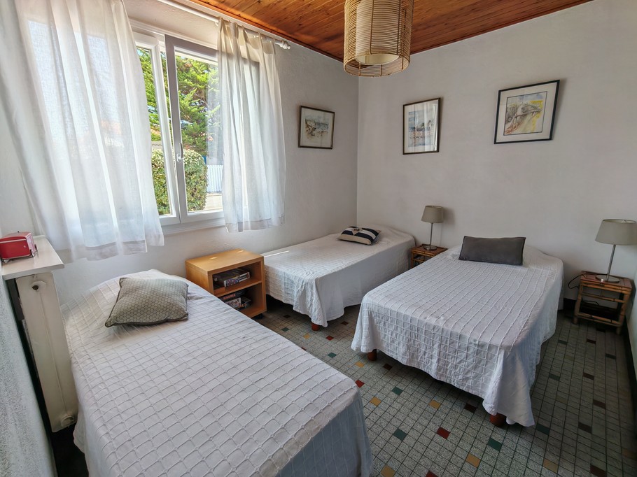 Chambre 3 lits