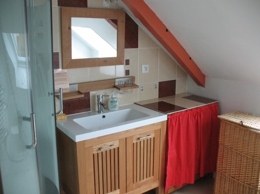 Salle d'eau à l'étage