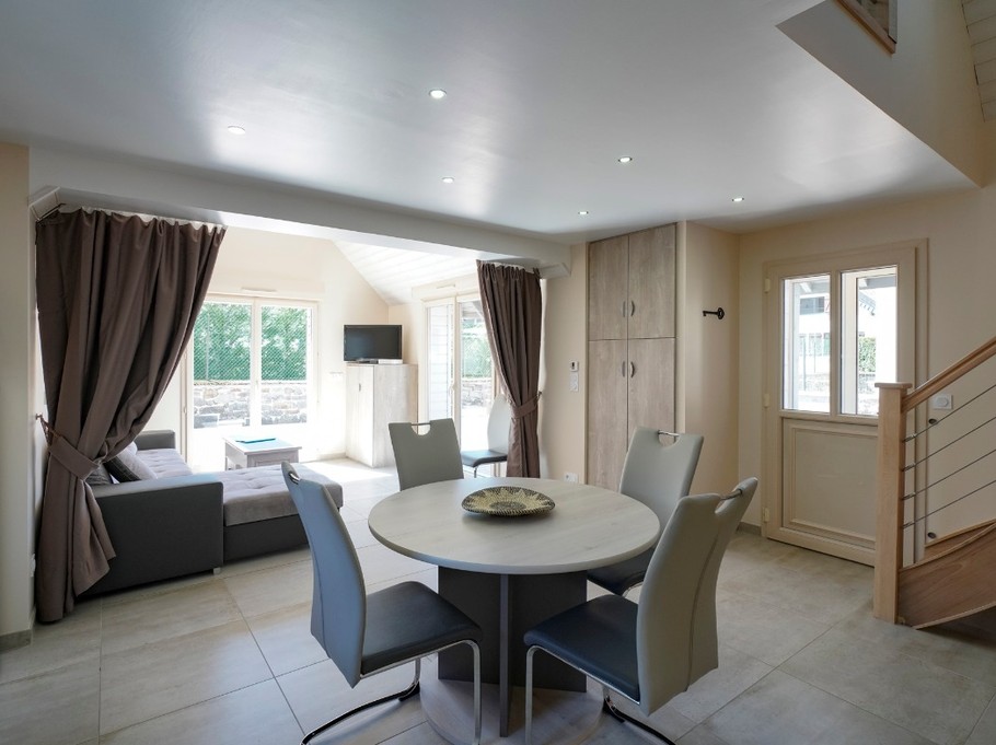 Gîte "La Désirée", Mont-Dore (Puy de Dôme) : La pièce de vie