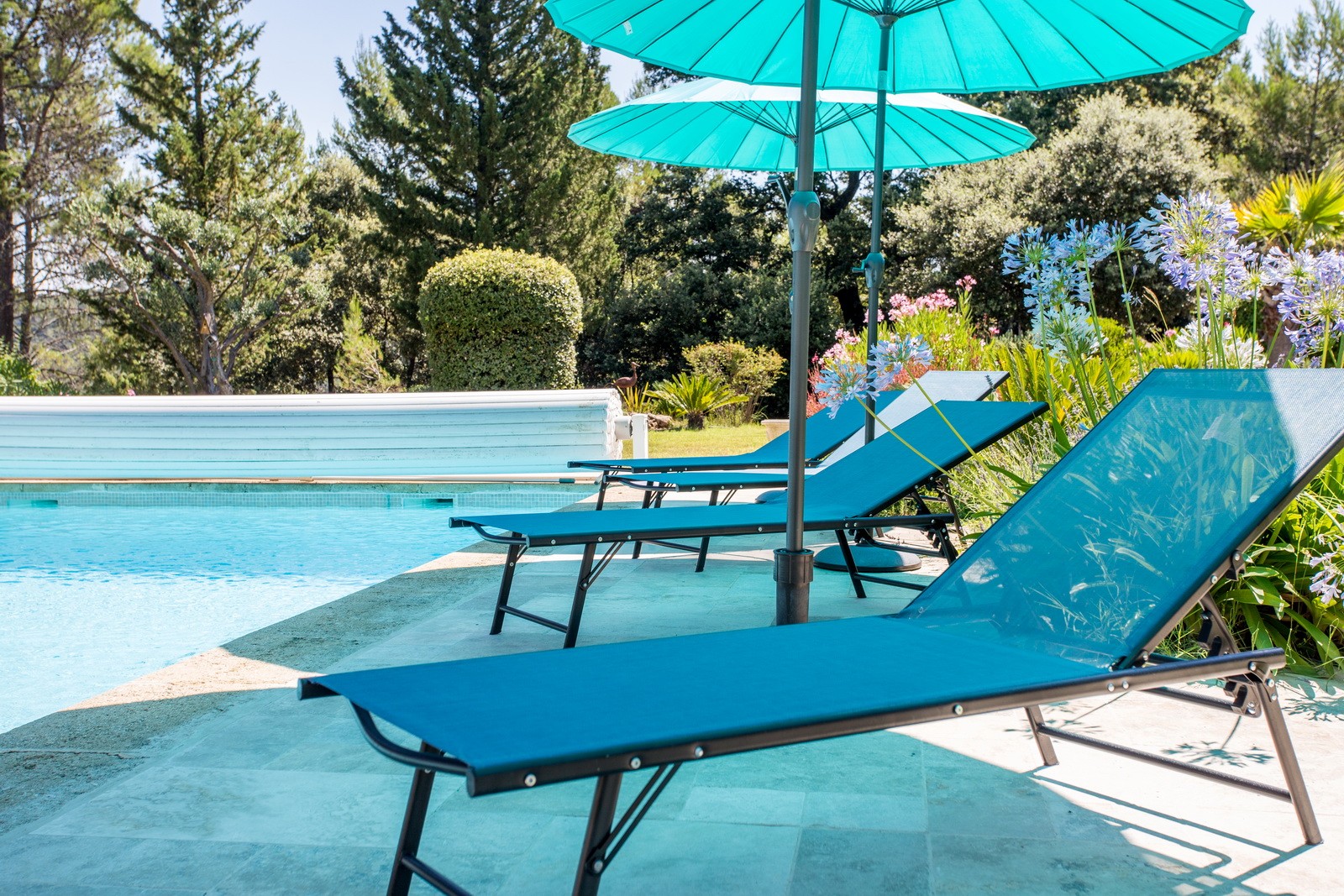 Piscine Bains de soleil