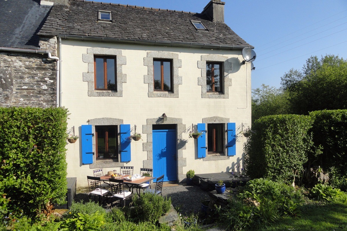 Granary Gite a Kergudon Gites
