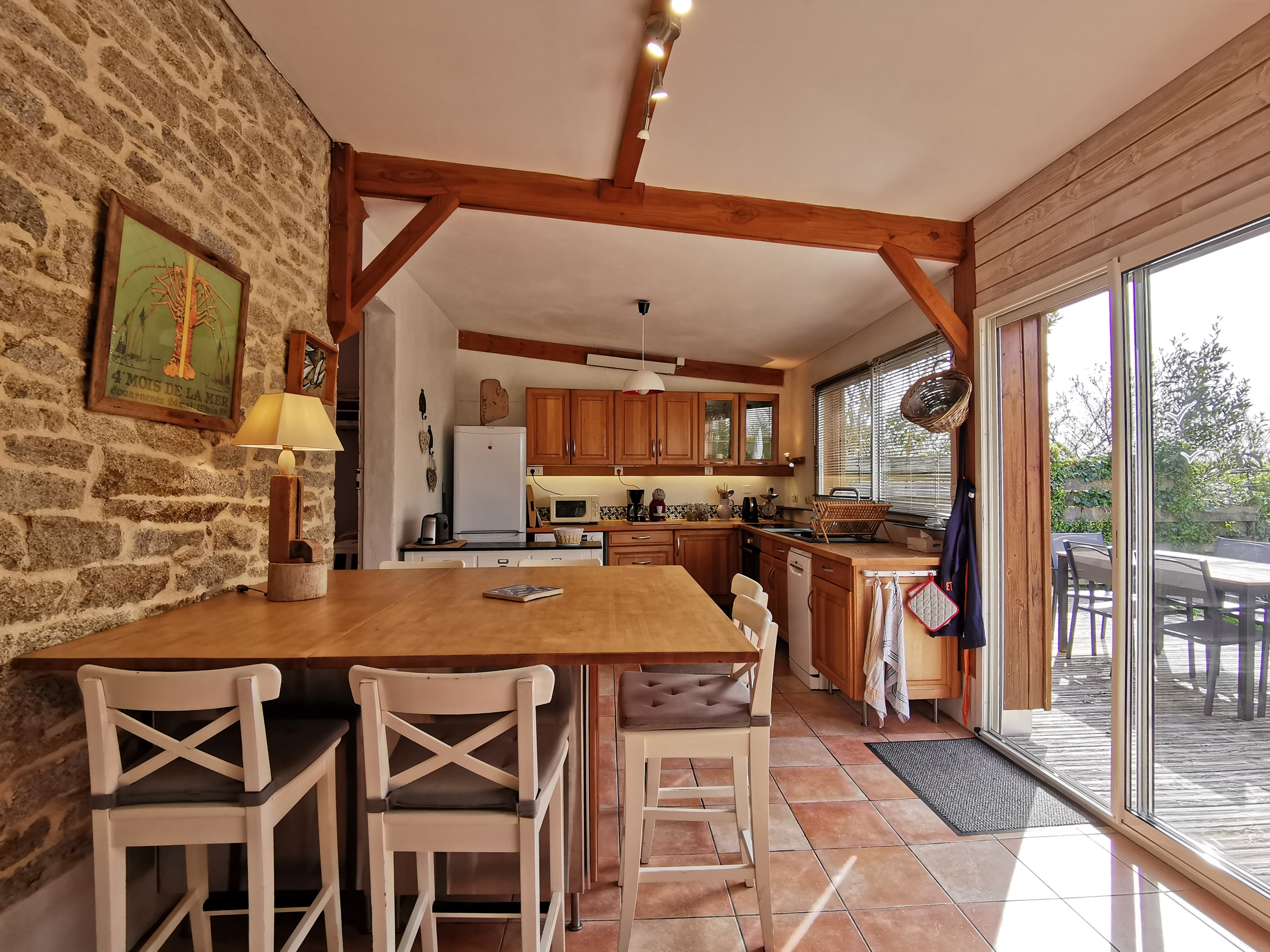 living room-kitchen