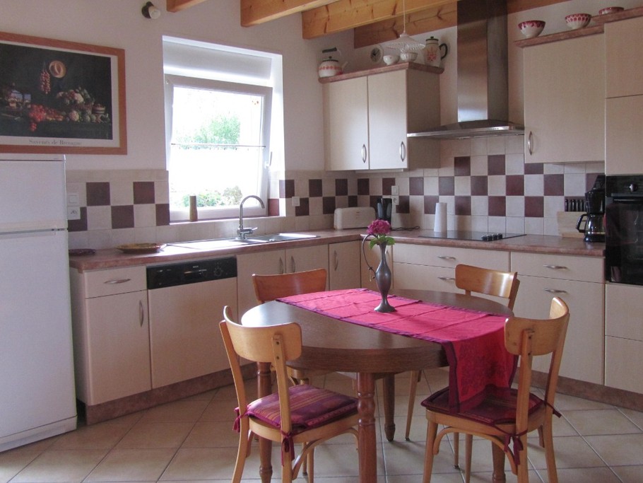 Gîte de Kerguinou - Cuisine aménagée et bien équipée