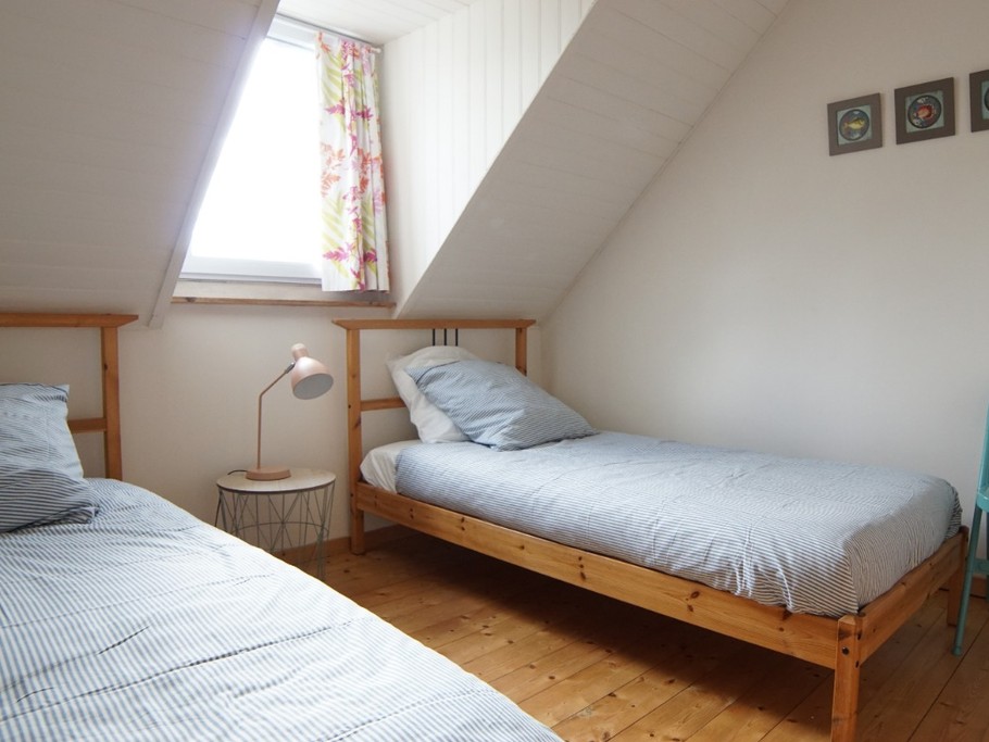 Chambre à deux lits de 90x200