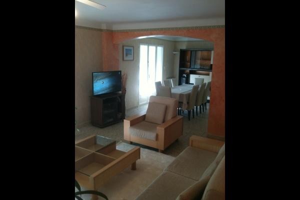 Salle de séjour Salle à manger donnant sur le jardin