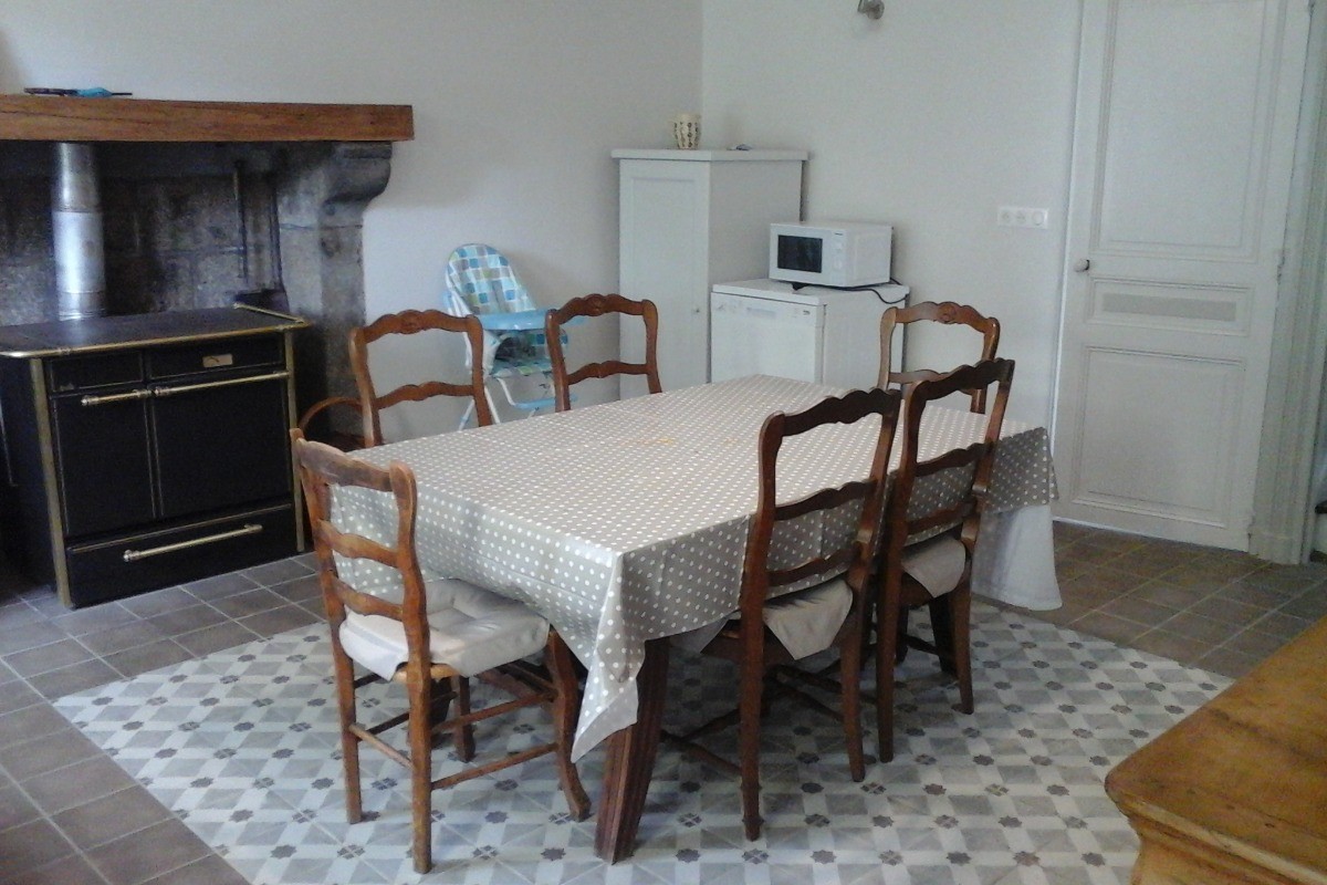 Location de vacances Maison rénovée à proximité de La Naute et d'Aubusson en Creuse