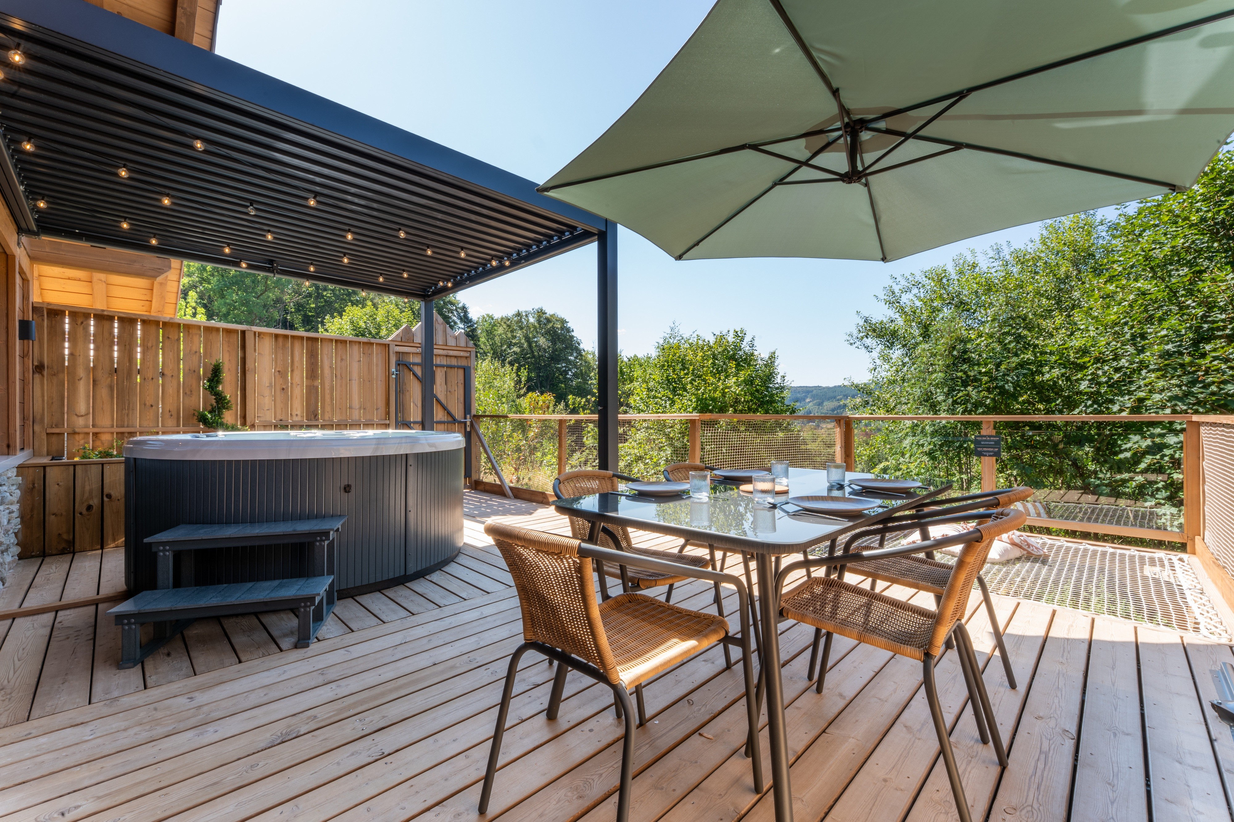 Terrasse et spa - Chalet Forest Family - Domaine Epic Chalets