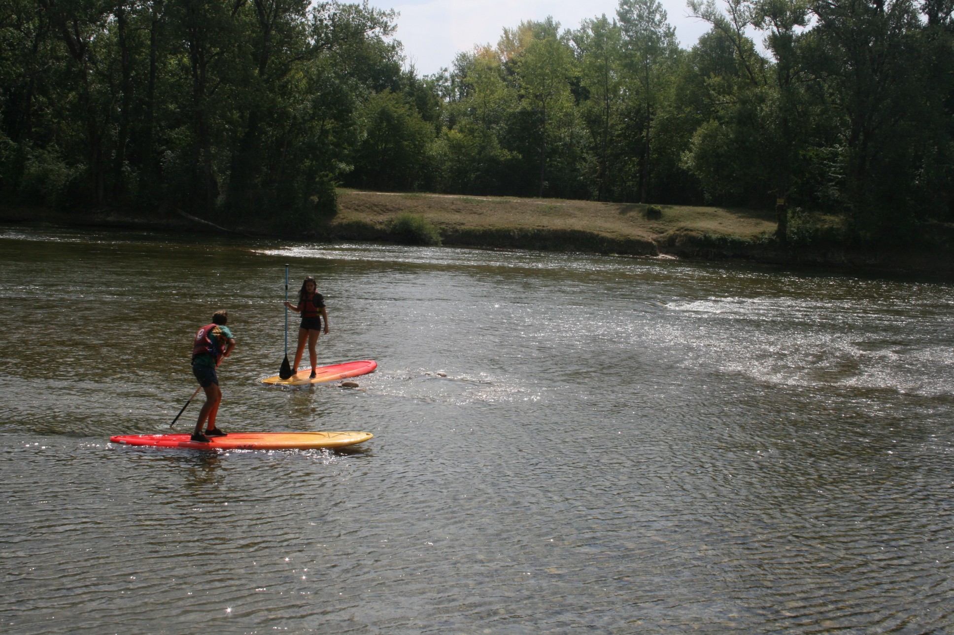 Paddle sur la rivière d'Ain.