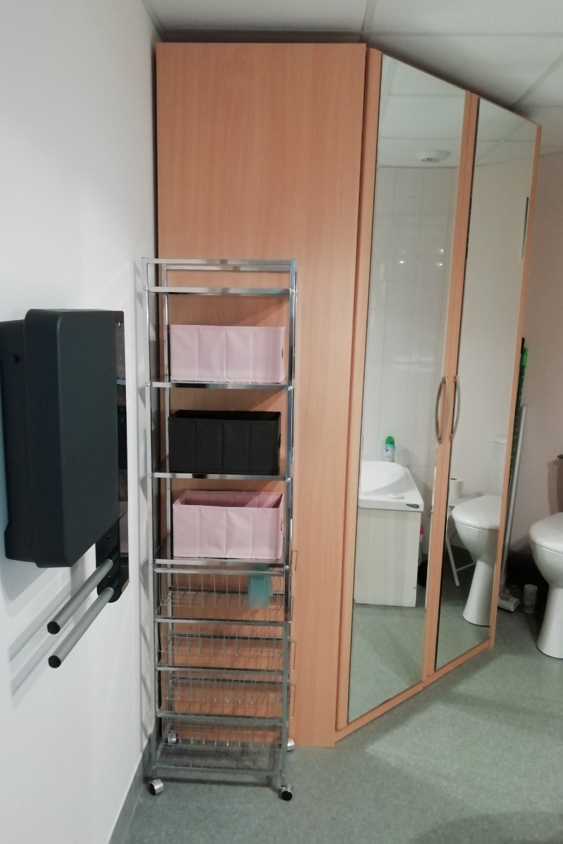 Dressing dans la salle de bain