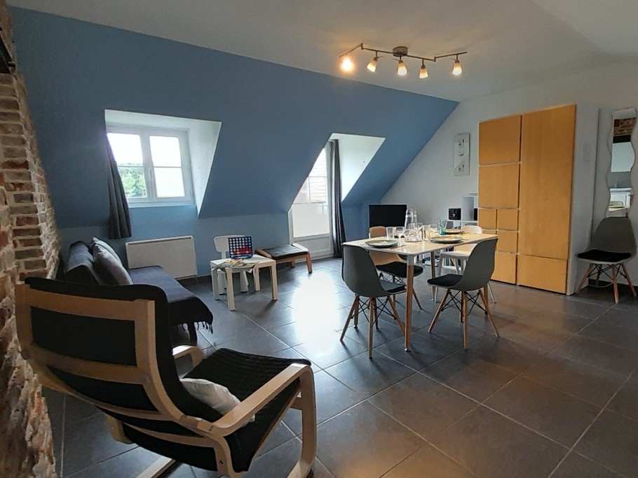 Vue d'ensemble de la pièce de vie