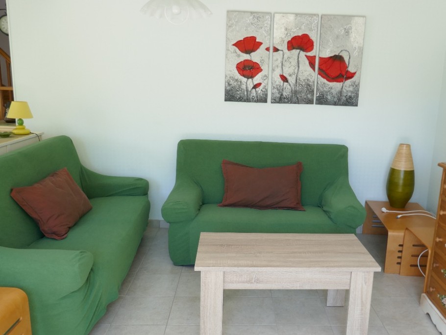 Le séjour avec un espace salon