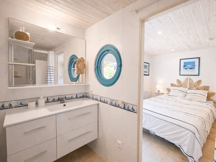 Ground floor bathroom